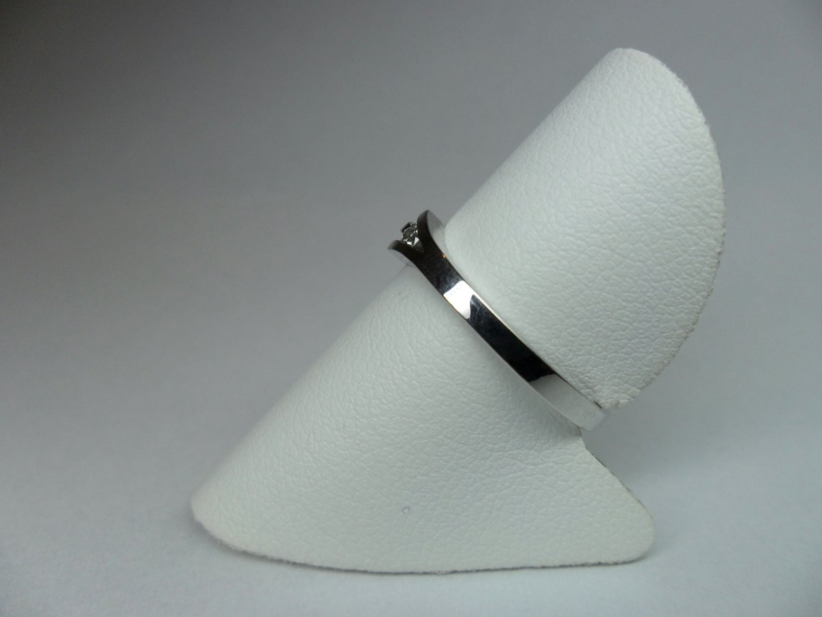 V-Spleet Ring Witgoud 0.04 crt.